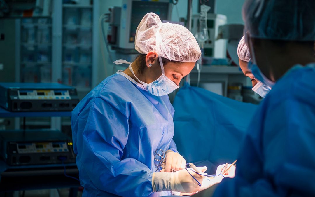 Por qué es importante que tu cirujano sea parte de la Sociedad Chilena de Cirugía Plástica  